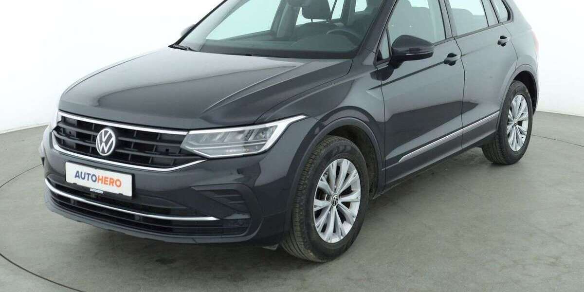 VW Tiguan 71.609 km 18.700 &euro; Stuttgart 70195