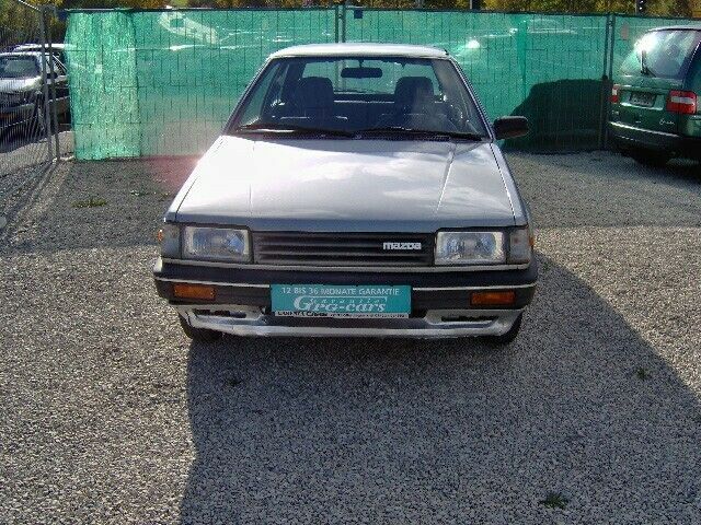 Mazda 323 52.000 km 2.950 &euro; Ofterdingen 72131