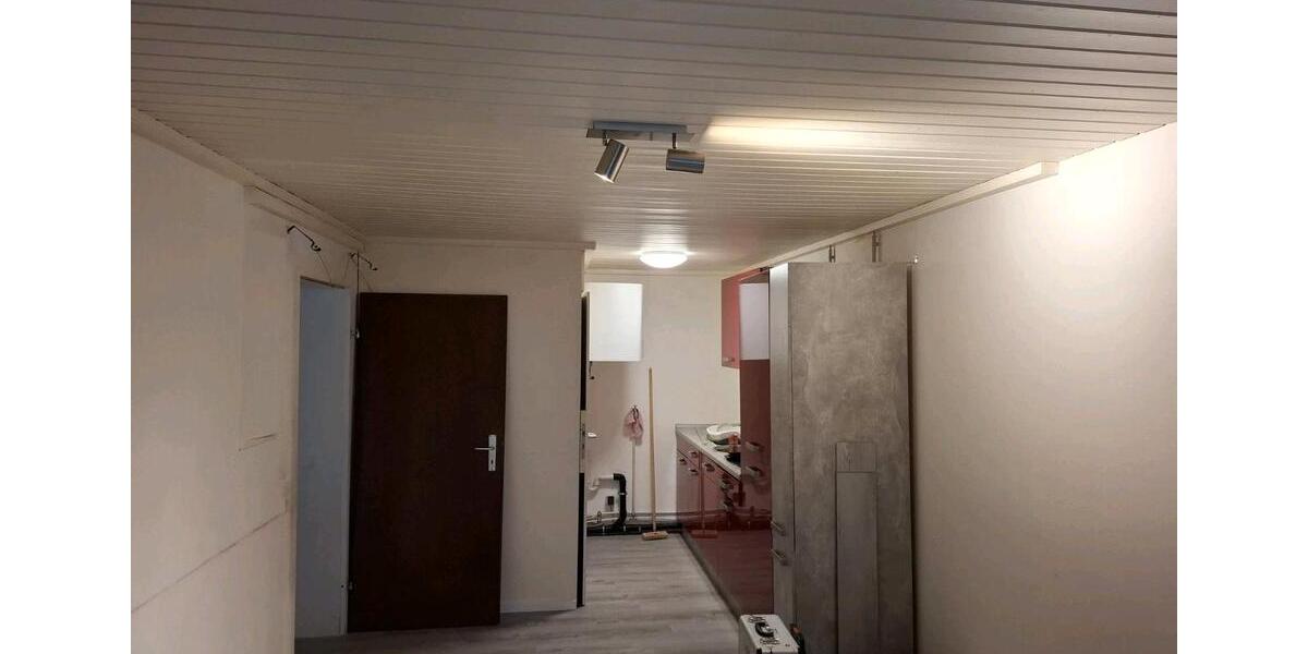 Gewerbeobjekt Reutlingen - 900&euro; | Angebot:25427110