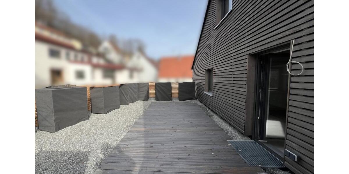 Mehrfamilienhaus, Wohnhaus Trochtelfingen - 7.5 Zimmer, 221 m&sup2;, 2.100&euro; | Angebot:25791515