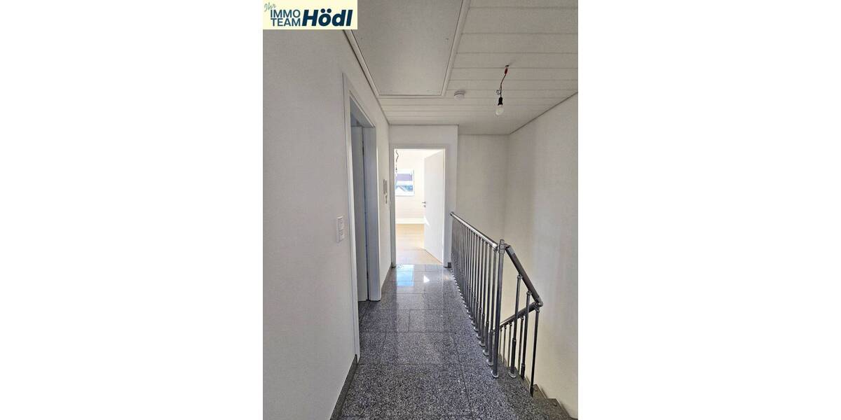 Reihenendhaus Reutlingen Innenstadt - 5 Zimmer, 112 m&sup2;, 1.600&euro; | Angebot:26543131