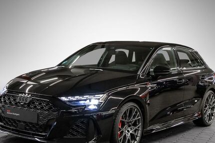 Audi RS3 9.999 km 65.940 &euro; Stuttgart 70563