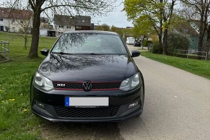 VW Polo 150.000 km 8.800 &euro; Riederich 72585