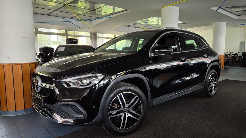 Mercedes-Benz GLA 250 74.450 km 28.990 &euro; Filderstadt 70794