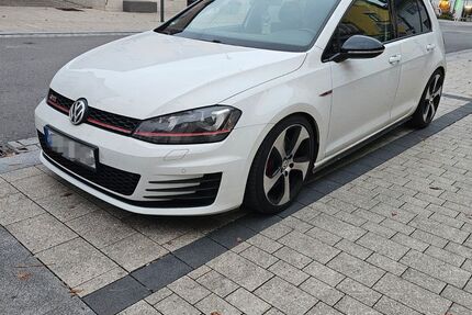 VW Golf 152.000 km 14.450 &euro; Mössingen 72116