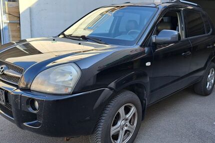 Hyundai TUCSON 245.000 km 1.800 &euro; Reutlingen 72766