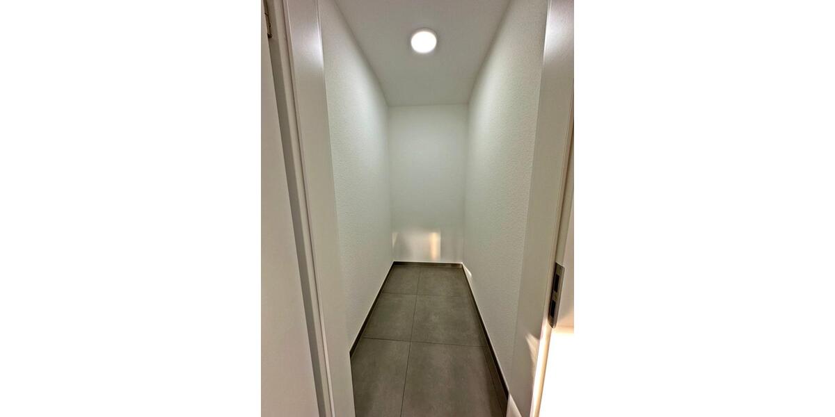 Dachgeschoßwohnung Gäufelden - 3 Zimmer, 79 m&sup2;, 1.190&euro; | Angebot:25857980