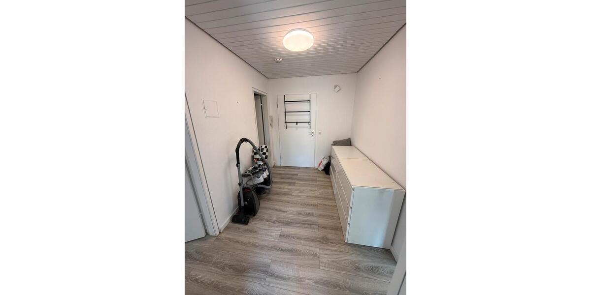 Etagenwohnung Neckartenzlingen - 2 Zimmer, 42 m&sup2;, 900&euro; | Angebot:26588272