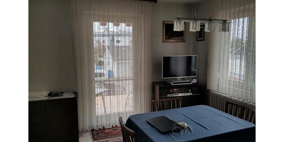 Doppelhaushälfte Böblingen - 6 Zimmer, 100 m&sup2;, 550.000&euro; | Angebot:26980292