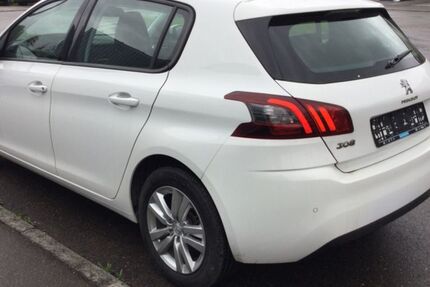 Peugeot 308 53.200 km 11.300 &euro; Metzingen 72555