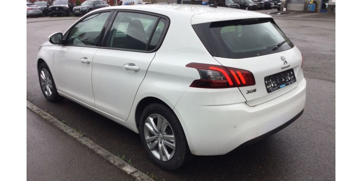 Peugeot 308 53.200 km 11.300 &euro; Metzingen 72555