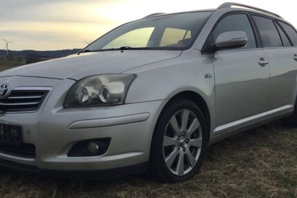 Toyota Avensis 170.500 km 4.200 &euro; Reutlingen 72764