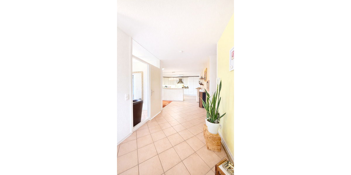 Etagenwohnung Wildberg - 3 Zimmer, 133 m&sup2;, 295.000&euro; | Angebot:25770716