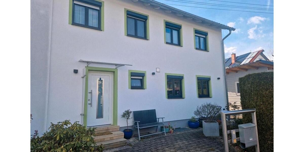 Doppelhaushälfte Nufringen - 6 Zimmer, 145 m&sup2;, 590.000&euro; | Angebot:26044573