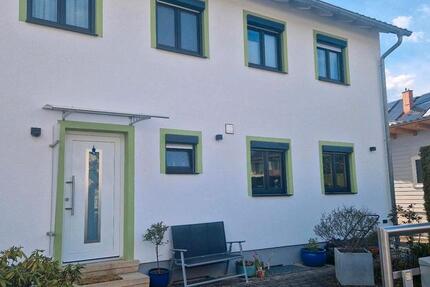 Haus Nufringen - 6 Zimmer, 145 m&sup2;, 590.000&euro; | Angebot:26044573