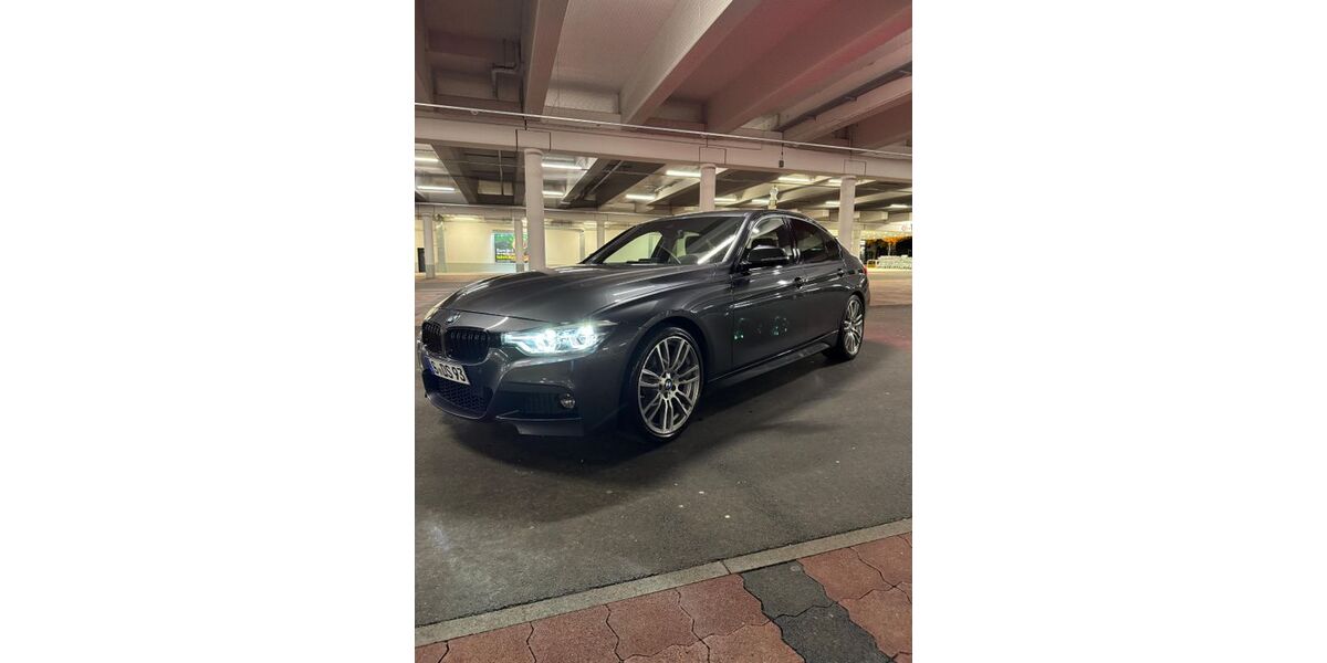 BMW 320 160.543 km 16.999 &euro; Stuttgart-Zuffenhausen 70435