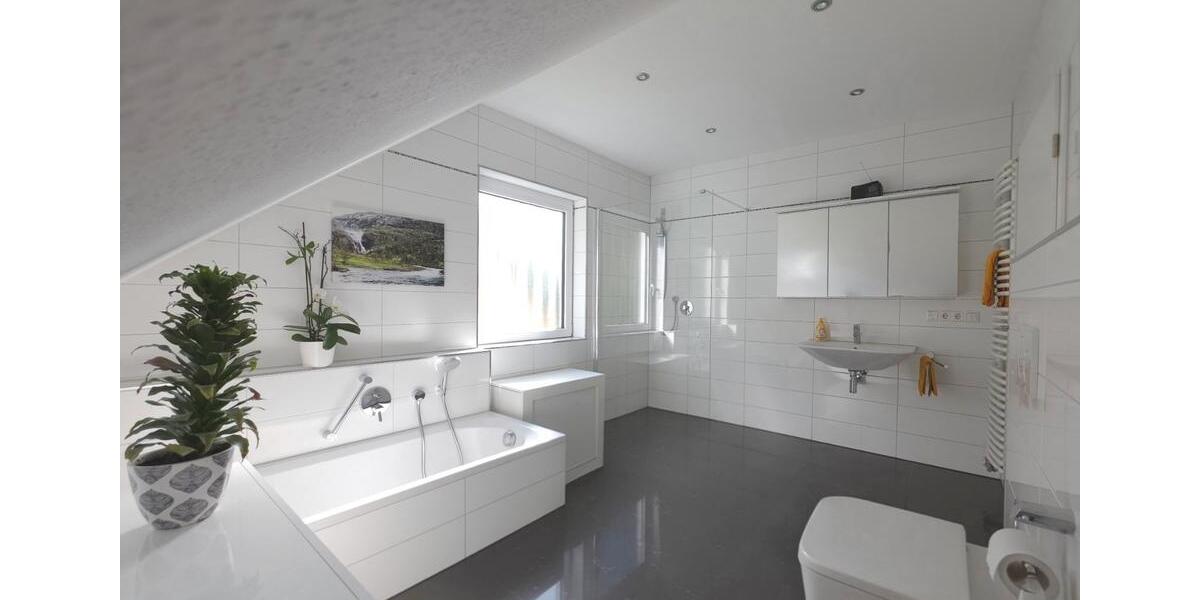 Einfamilienhaus Horb am Neckar - 7 Zimmer, 170 m&sup2;, 770.000&euro; | Angebot:27266036