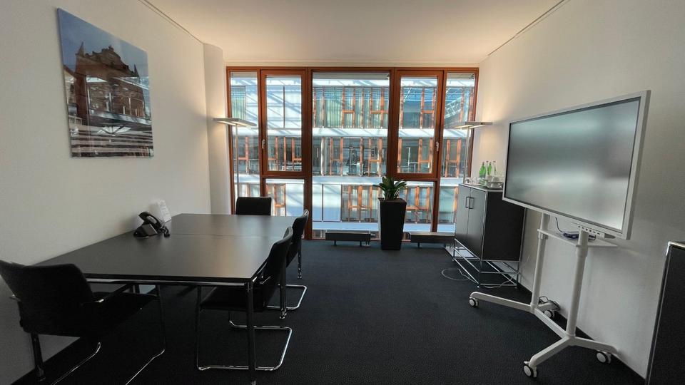Gewerbeobjekt Stuttgart - 1.599&euro; | Angebot:25981357