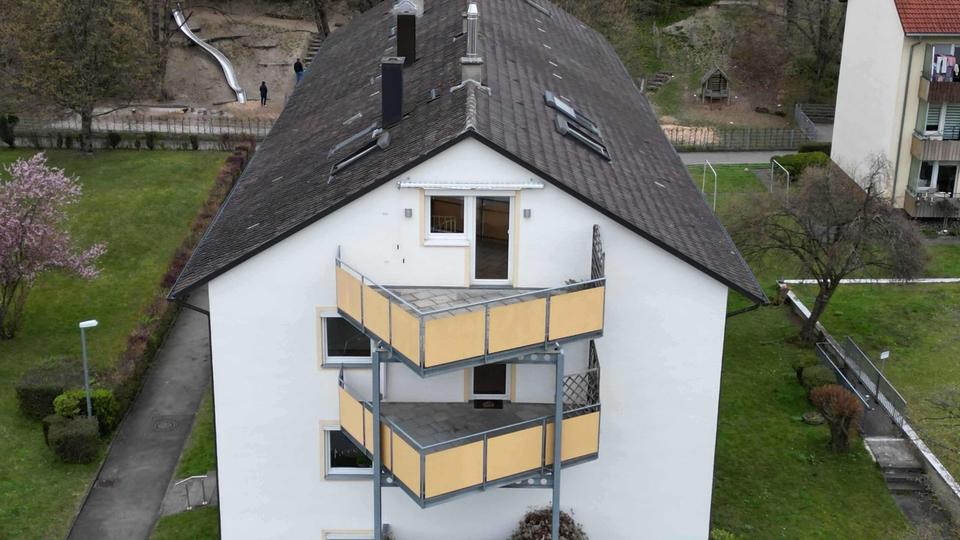 Etagenwohnung Bad Urach - 4.5 Zimmer, 126 m&sup2;, 307.000&euro; | Angebot:27206834