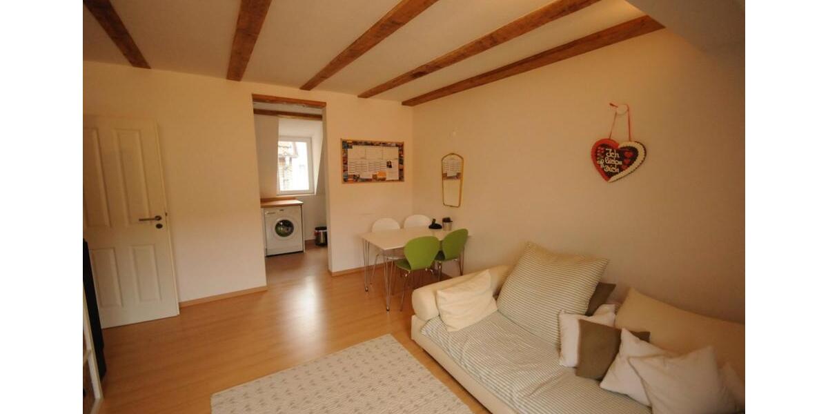 Dachgeschoßwohnung Stuttgart Stuttgart-Süd - 2 Zimmer, 40 m&sup2;, 865&euro; | Angebot:24600187