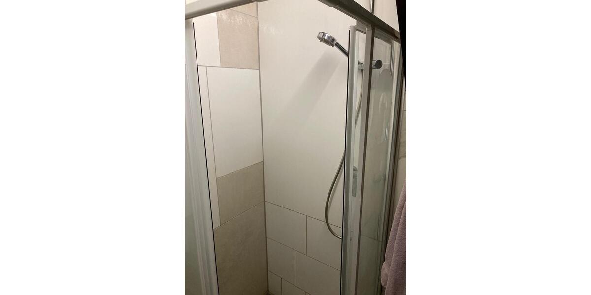 Dachgeschoßwohnung Ostfildern - 3 Zimmer, 80 m&sup2;, 1.200&euro; | Angebot:24814658