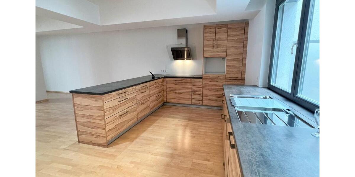 Loft - Studio - Atelier Stuttgart Fasanenhof-Ost - 3 Zimmer, 126 m&sup2;, 2.000&euro; | Angebot:23538088