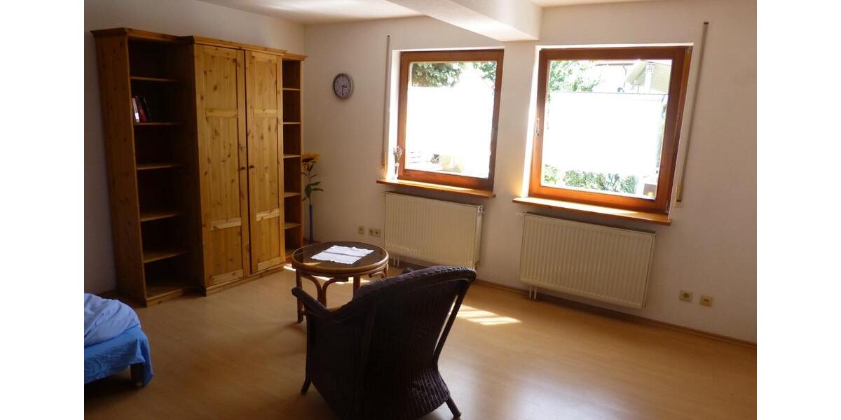 Erdgeschoßwohnung Rottenburg am Neckar - 1.5 Zimmer, 33 m&sup2;, 480&euro; | Angebot:25883034