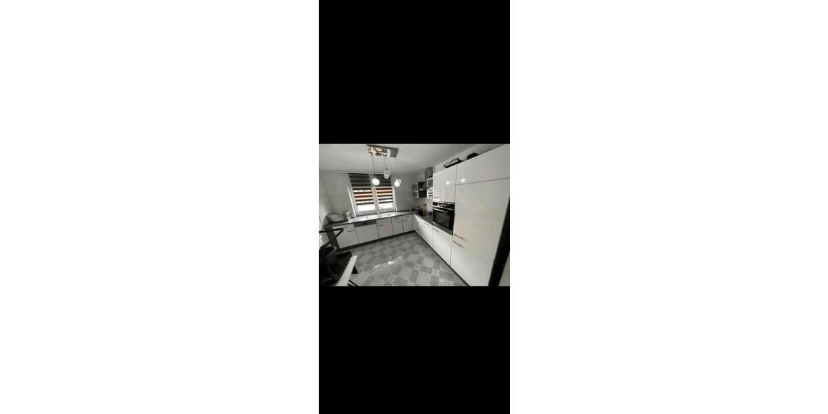Einfamilienhaus Burladingen - 8 Zimmer, 235 m&sup2;, 305.000&euro; | Angebot:26870748