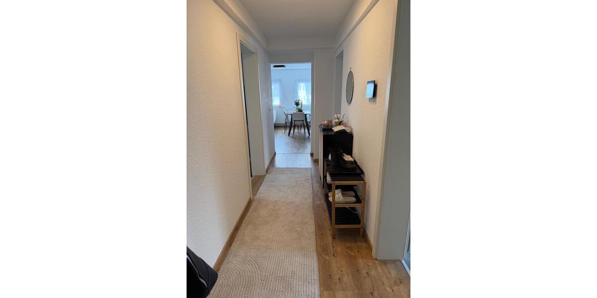 Dachgeschoßwohnung Jettingen - 3 Zimmer, 66 m&sup2;, 1.250&euro; | Angebot:25131334