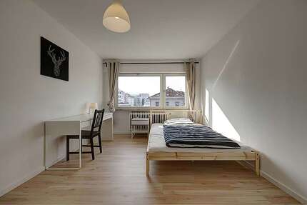 Zimmer Stuttgart Stuttgart-Mitte - 495&euro; | Angebot:24029114