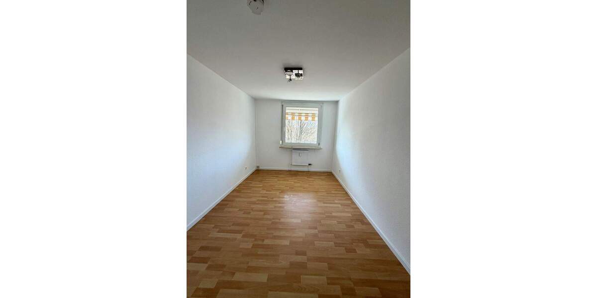 Etagenwohnung Reutlingen Voller Brunnen - 4 Zimmer, 89 m&sup2;, 1.200&euro; | Angebot:25895932