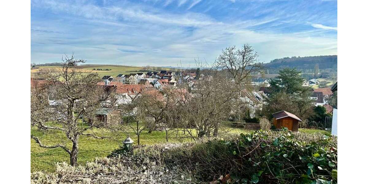 Etagenwohnung Aichtal - 3.5 Zimmer, 150 m&sup2;, 2.100&euro; | Angebot:26013246