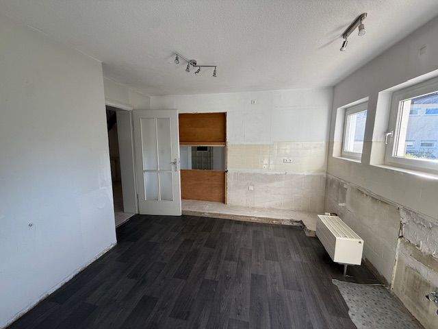 Einfamilienhaus Nürtingen - 7 Zimmer, 160 m&sup2;, 795.000&euro; | Angebot:25778848