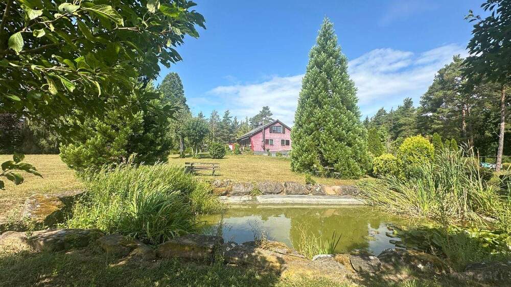 Mehrfamilienhaus, Wohnhaus Ostelsheim - 8 Zimmer, 300 m&sup2;, 1.000.000&euro; | Angebot:25674461