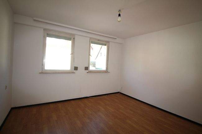 Einfamilienhaus Burladingen - 5 Zimmer, 119 m&sup2;, 198.000&euro; | Angebot:25729911