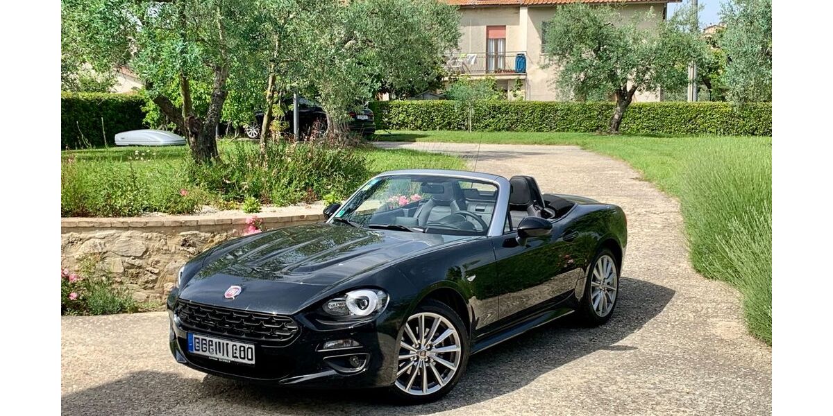 Fiat 124 Spider 16.000 km 18.600 &euro; Nürtingen 72622