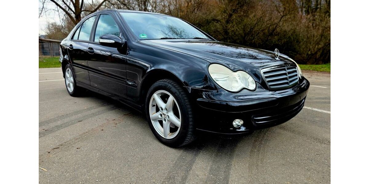 Mercedes-Benz C 180 202.500 km 2.350 &euro; Metzingen 72555