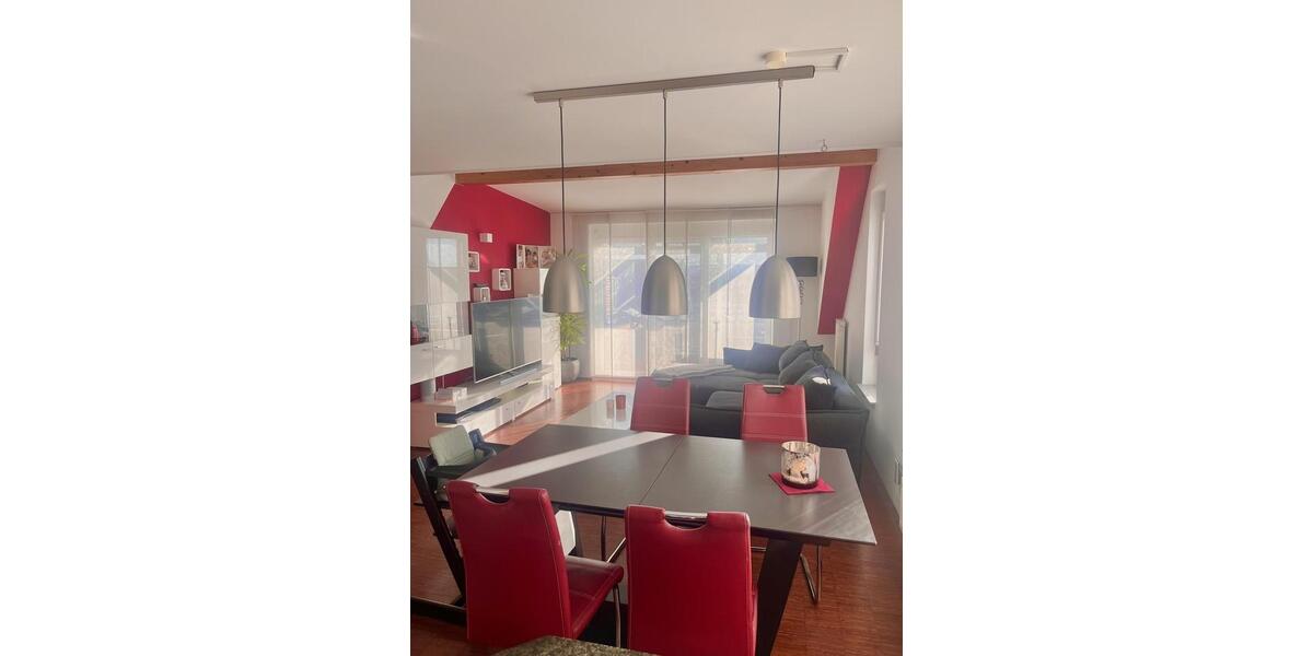 Maisonettenwohnung Gärtringen - 4.5 Zimmer, 118 m&sup2;, 2.150&euro; | Angebot:25894847