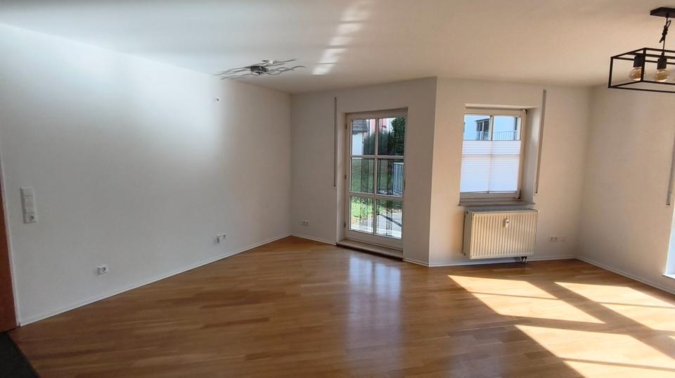 Erdgeschoßwohnung Hirrlingen - 3 Zimmer, 65 m&sup2;, 240.000&euro; | Angebot:27260080