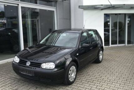VW Golf 75.000 km 4.900 &euro; Wendlingen am Neckar 73240