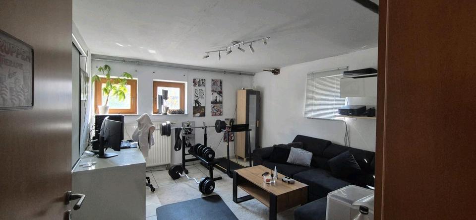 Etagenwohnung Rottenburg am Neckar - 5.5 Zimmer, 160 m&sup2;, 1.600&euro; | Angebot:25920938