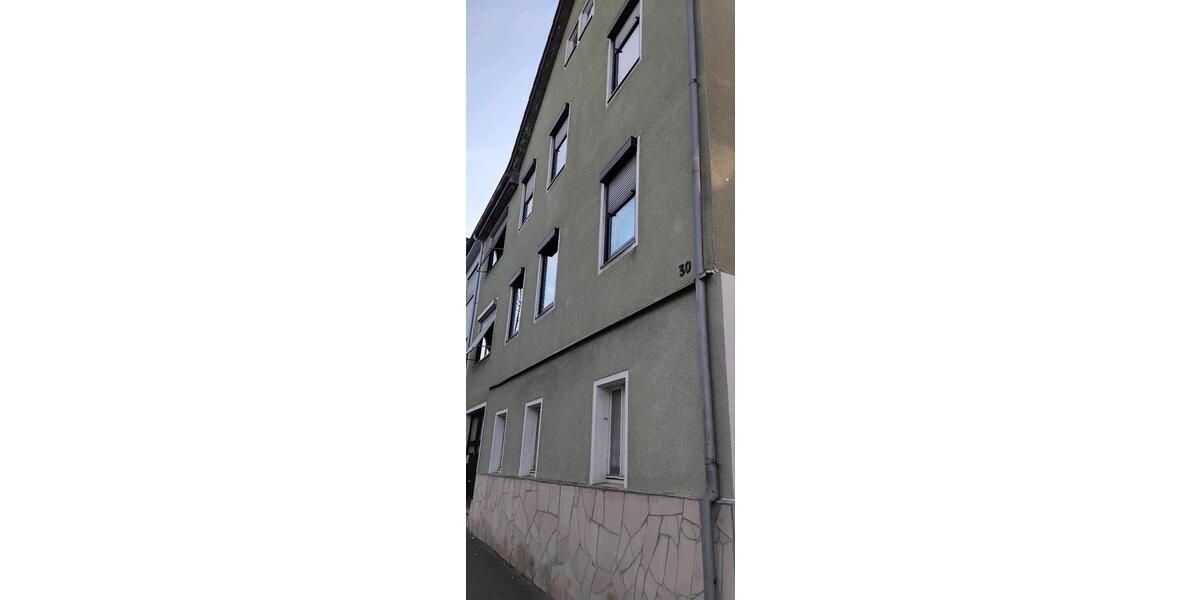 Doppelhaushälfte Reutlingen Altenburg - 10 Zimmer, 186 m&sup2;, 390.000&euro; | Angebot:25793132