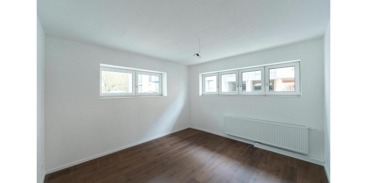 Erdgeschoßwohnung Stuttgart Stuttgart-Süd - 5 Zimmer, 131 m&sup2;, 2.190&euro; | Angebot:26380275