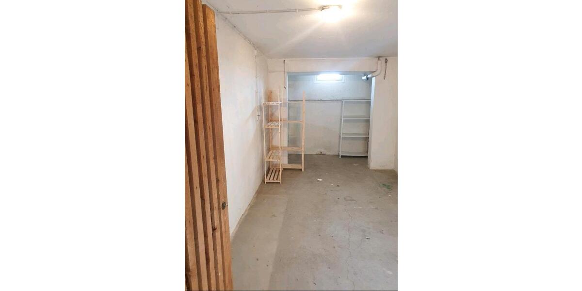 Etagenwohnung Eningen unter Achalm - 3 Zimmer, 74 m&sup2;, 260.000&euro; | Angebot:25080482