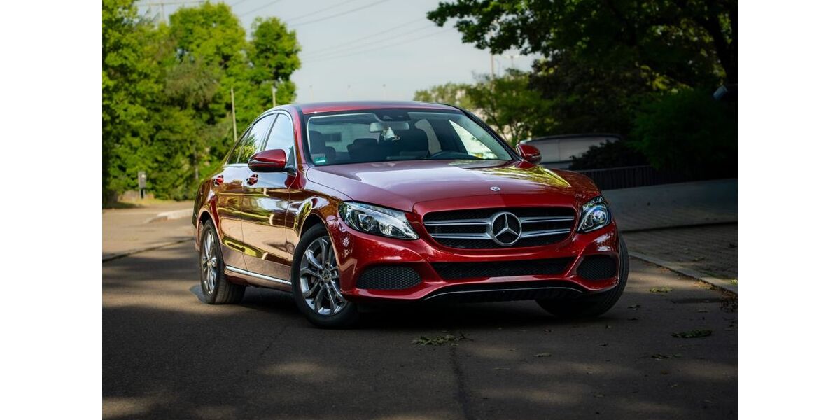 Mercedes-Benz C 250 89.650 km 22.100 &euro; Sindelfingen 71067