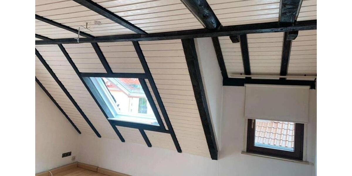 Dachgeschoßwohnung Reutlingen Reutlingen (Kernstadt) - 5 Zimmer, 64 m&sup2;, 219.000&euro; | Angebot:26524699