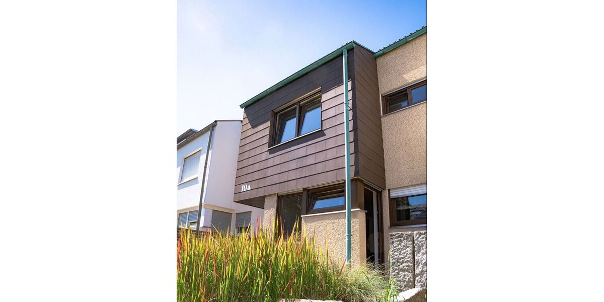 Großzügiges, gepflegtes Reihenhaus für Familien mit Studio, Garage und sonnigem Garten - Einfamilienhaus Gärtringen Rohrau | Angebot:27208429