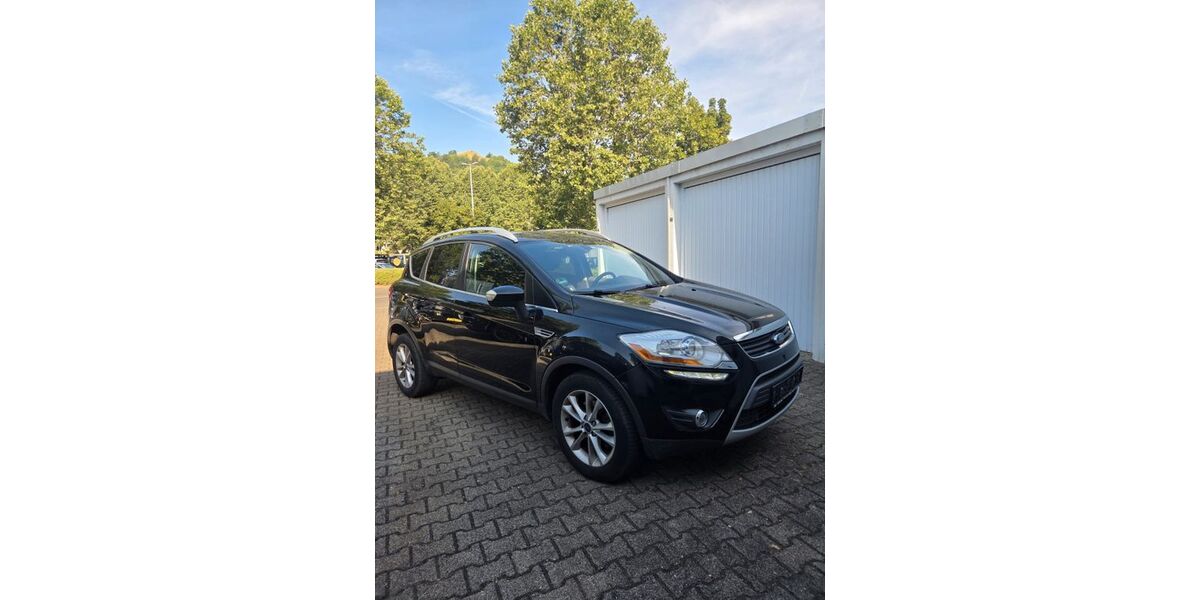 Ford Kuga 178.000 km 5.700 &euro; Pfullingen 72793
