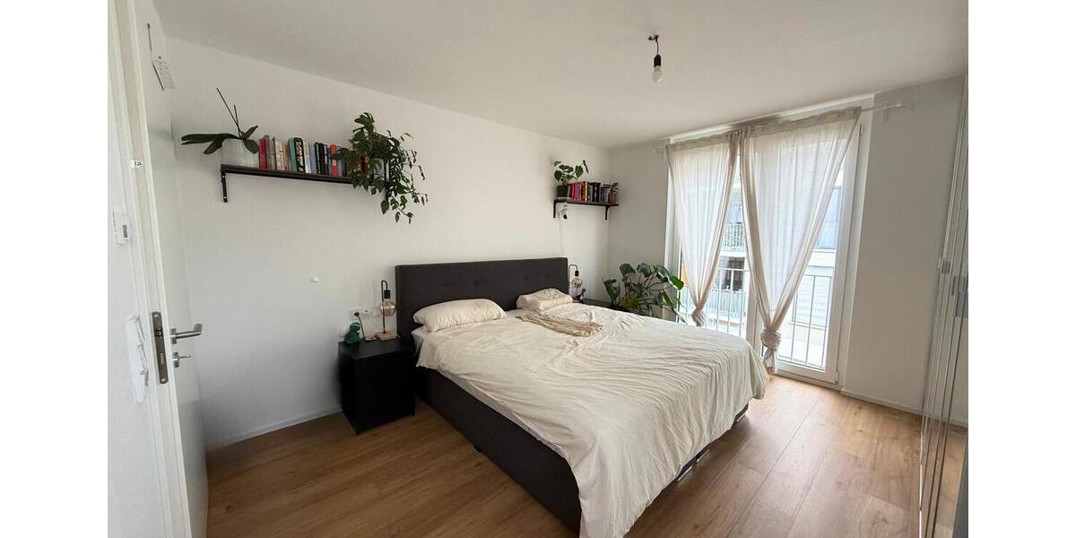 Etagenwohnung Rottenburg am Neckar - 3 Zimmer, 86 m&sup2;, 1.160&euro; | Angebot:24810680