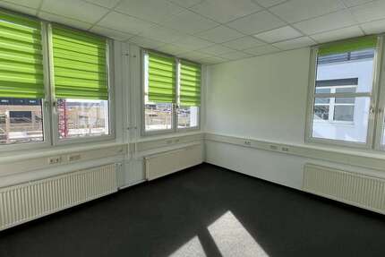 Gewerbeobjekt Holzgerlingen - 900&euro; | Angebot:25193985